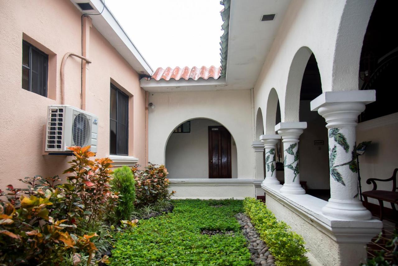 Hotel Villa Serena Escalon San Salvador Exterior foto