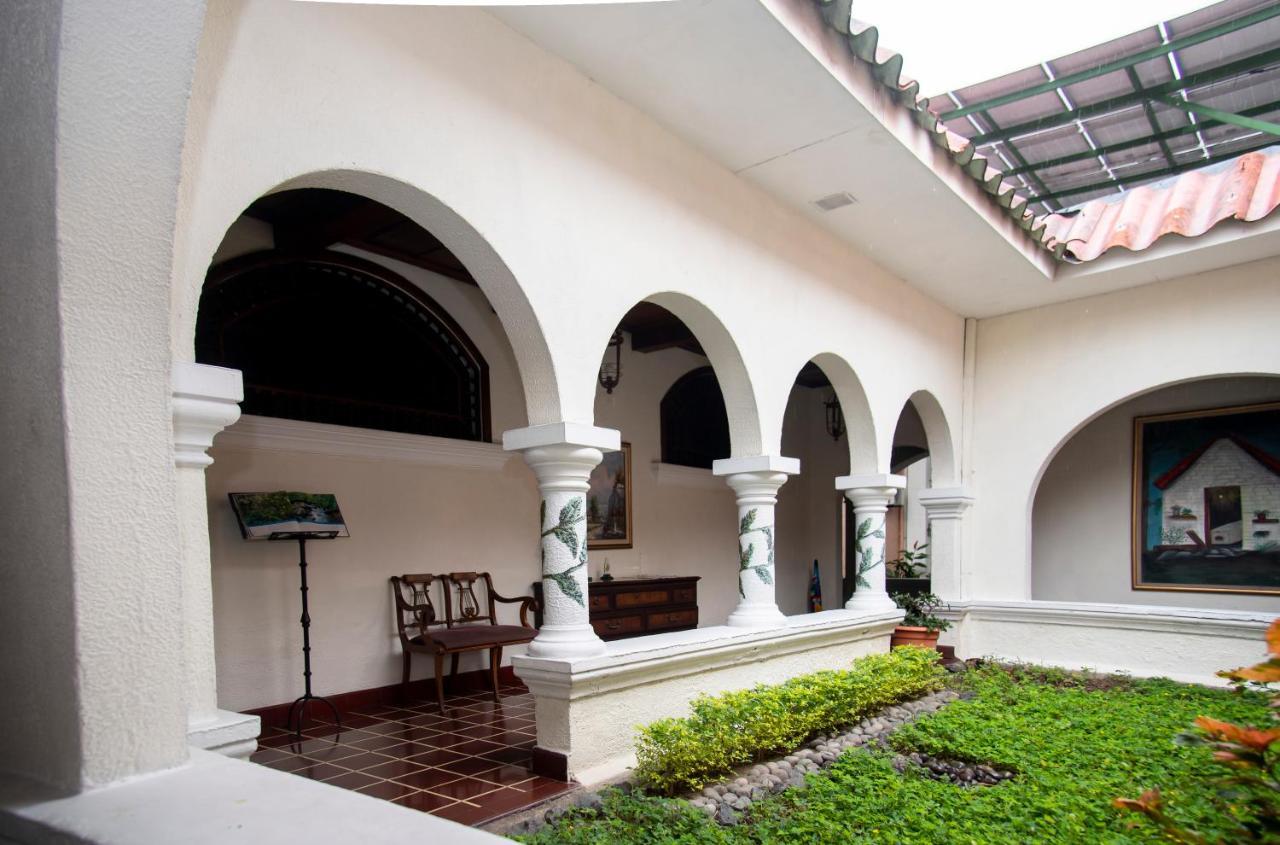 Hotel Villa Serena Escalon San Salvador Exterior foto