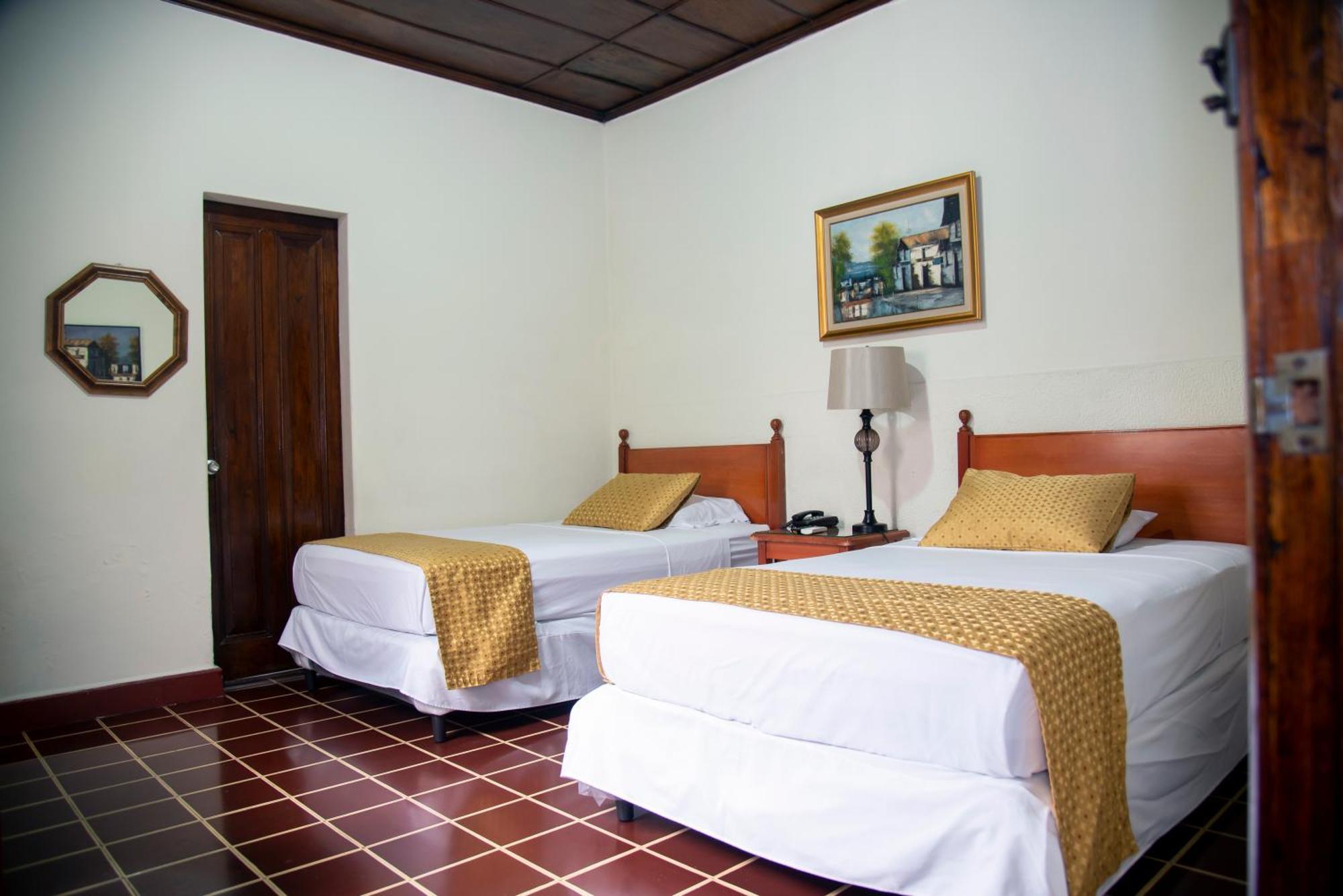 Hotel Villa Serena Escalon San Salvador Exterior foto
